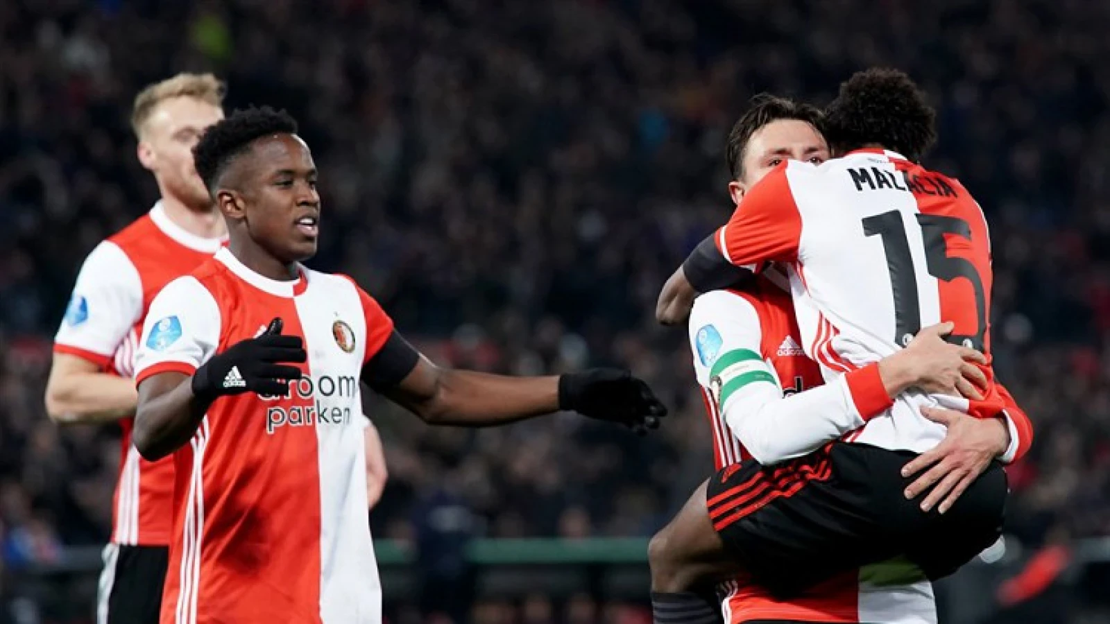 Feyenoord wint nipt van PEC Zwolle