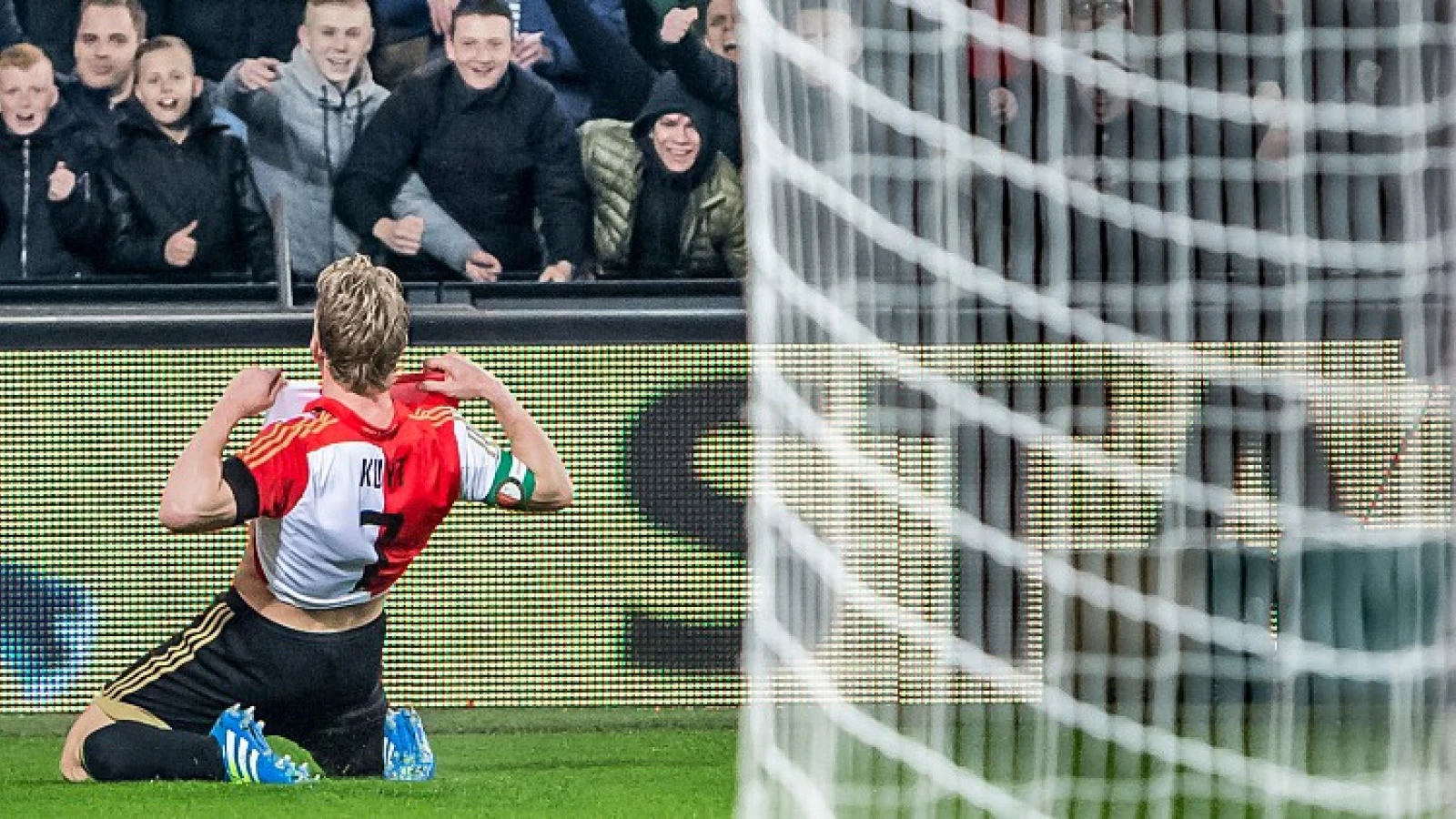Feyenoord wint gemakkelijk van stadgenoot Excelsior