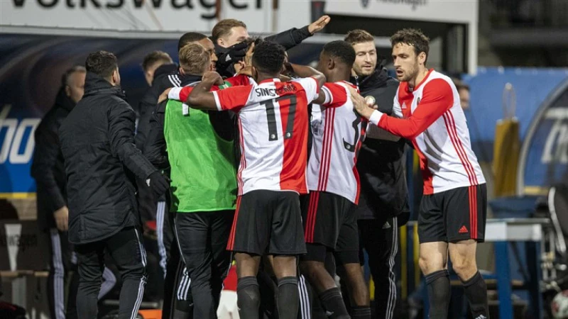Feyenoord wint door laat doelpunt Senesi van SC Cambuur