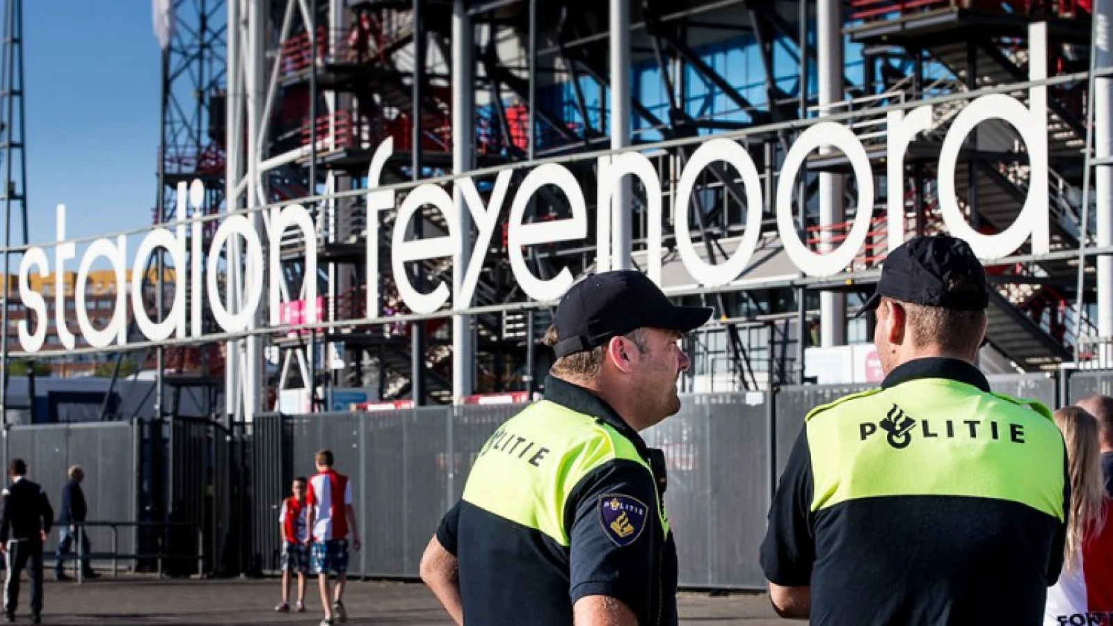 Politiebaas Amsterdam: 'Op korte termijn geen uitsupporters bij Klassieker'