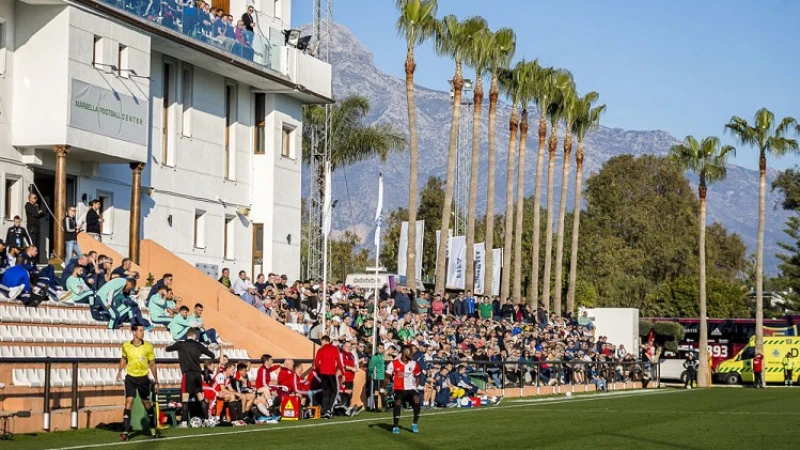 Aantal spelers trainen apart op donderdagochtendtraining in Marbella