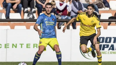 Feyenoord verliest ondanks goede eerste helft van Borussia Dortmund