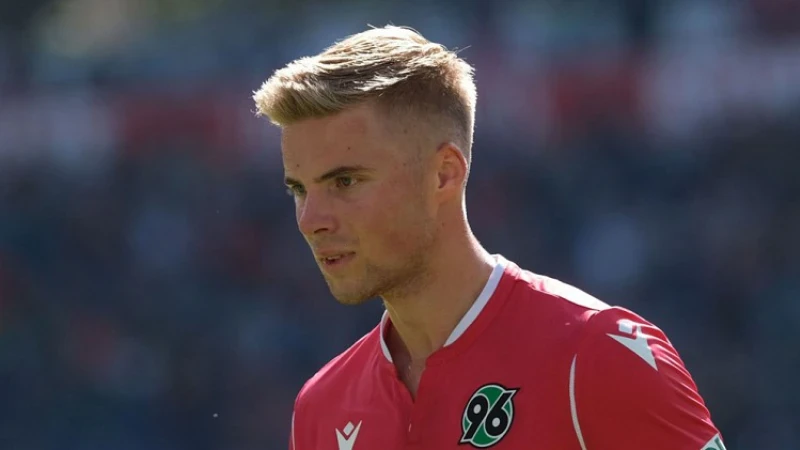 'Hansson staat voor opvallende transfer terug naar Nederland'