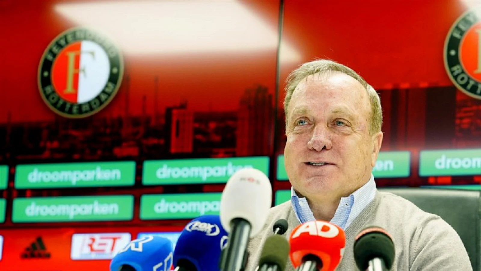 Advocaat zag grappig foutje van Feyenoorder: 'Dat vond ik wel grappig'