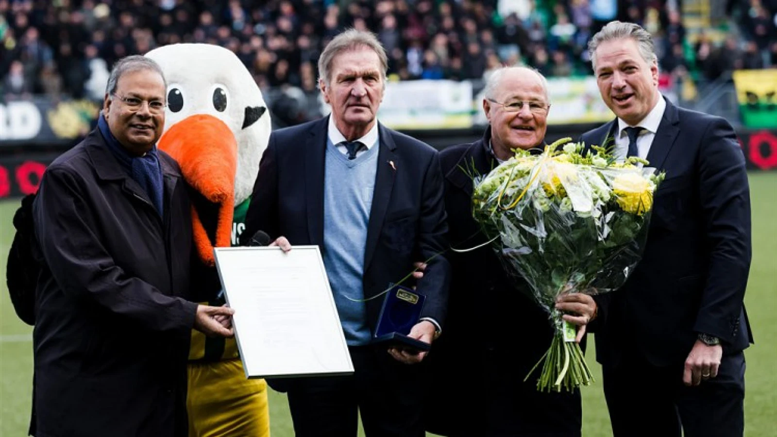 Voetbalwereld overvallen door nieuwe maatregelen kabinet