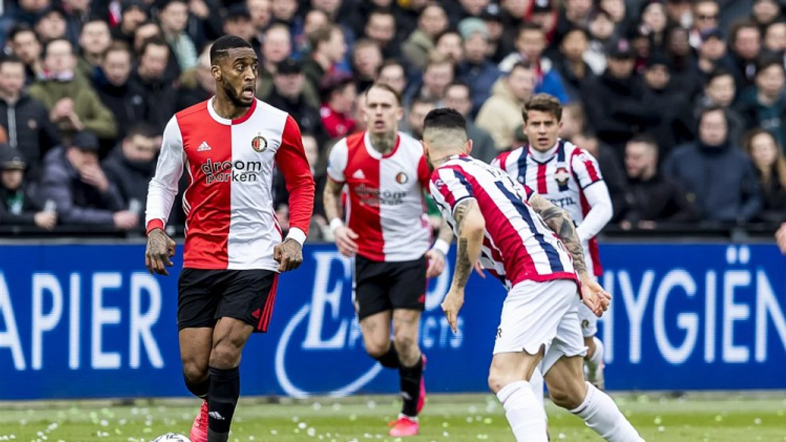 Leroy Fer reageert op de vraag over zijn toekomst