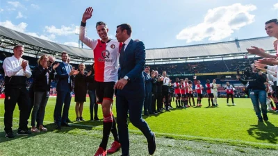 Gio: 'Laten we 2020 maar zo snel mogelijk uitzwaaien'