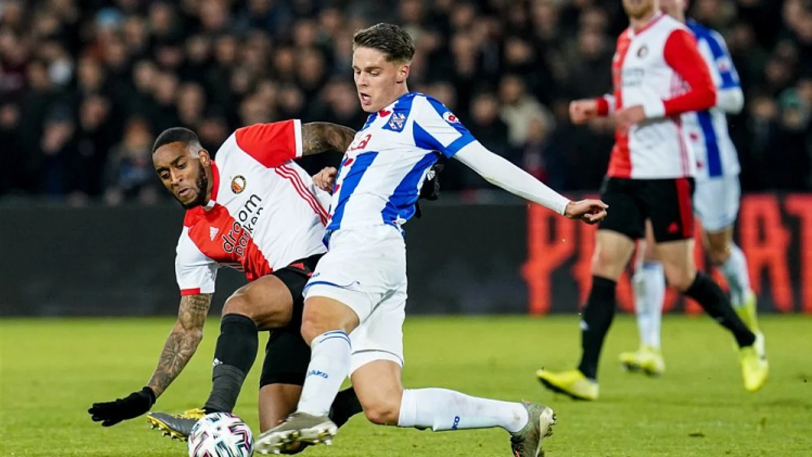 VI: 'Feyenoord heeft interesse in Heerenveen-uitblinker'