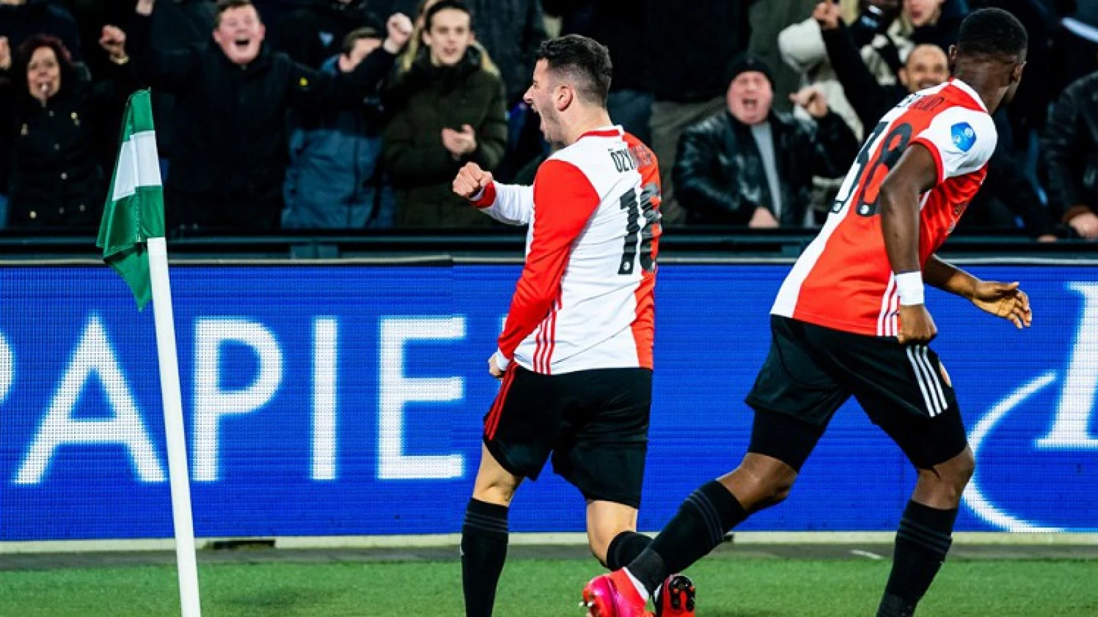 'Feyenoord wil middenvelder opnieuw huren en schakelt hulp Van Persie in'