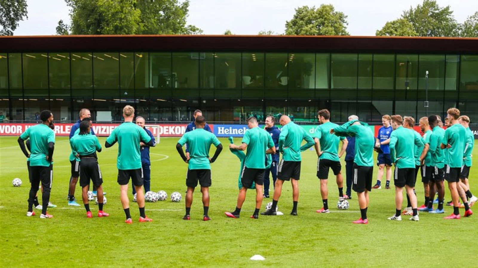 OVERZICHT | Dit is de selectie van Feyenoord voor het trainingskamp in Duitsland