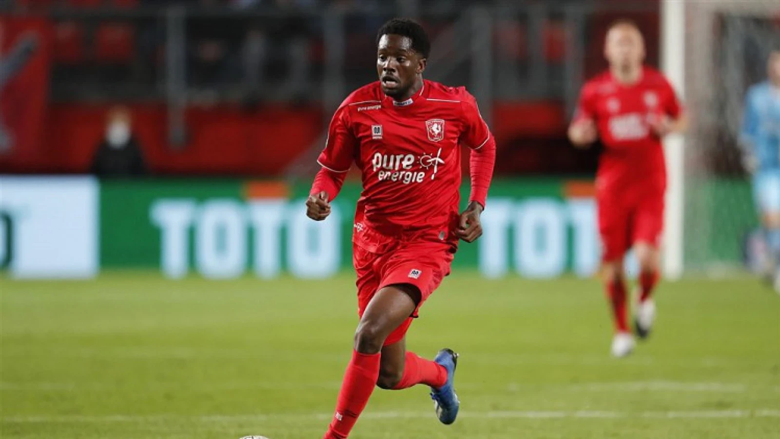 EREDIVISIE | FC Twente ondanks puntenverlies nog steeds ongeslagen