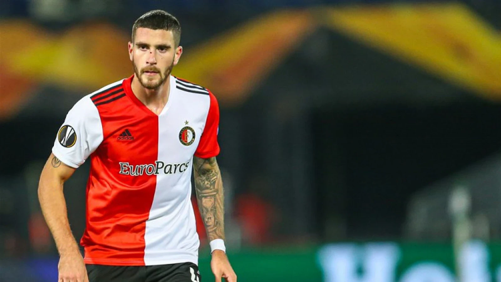 'Feyenoord wil contract Marcos Senesi gaan openbreken'