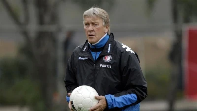 Oud-Feyenoord keeperstrainer Pim Doesburg overleden