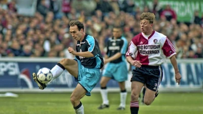 'Tomasson over vacature opvolger Advocaat'
