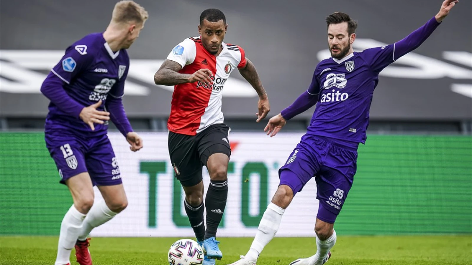 LIVE | Feyenoord - Heracles Almelo 0-0 | Einde wedstrijd