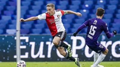 Bloedeloos gelijkspel Feyenoord tegen Heracles Almelo