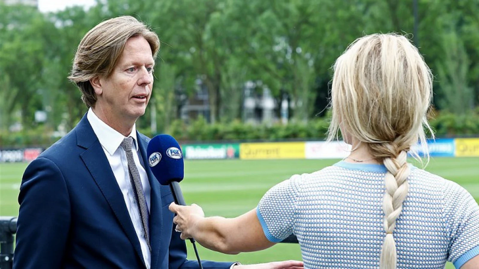 Eredivisie verbaasd over kabinet: 'Fieldlabs niet in plaats van beperkt publiek'