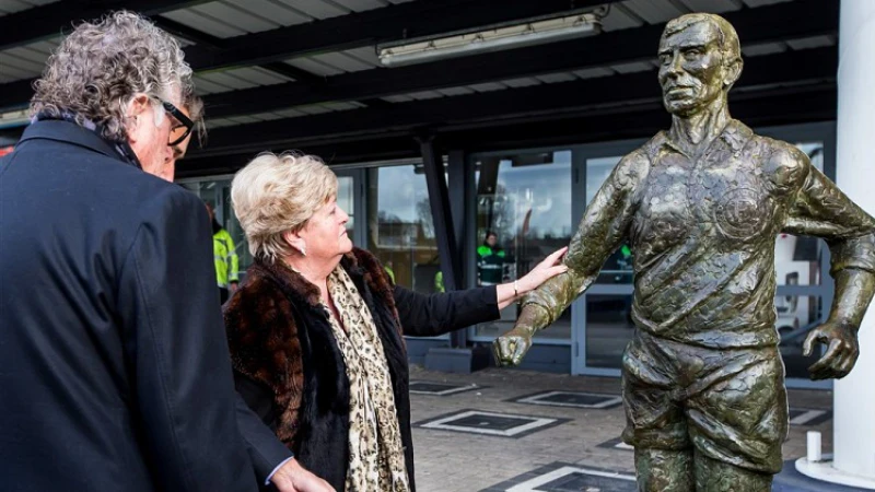 'Dus ik leg met Gerard Meijer samen de bloemen en een paar mensen van het bestuur'