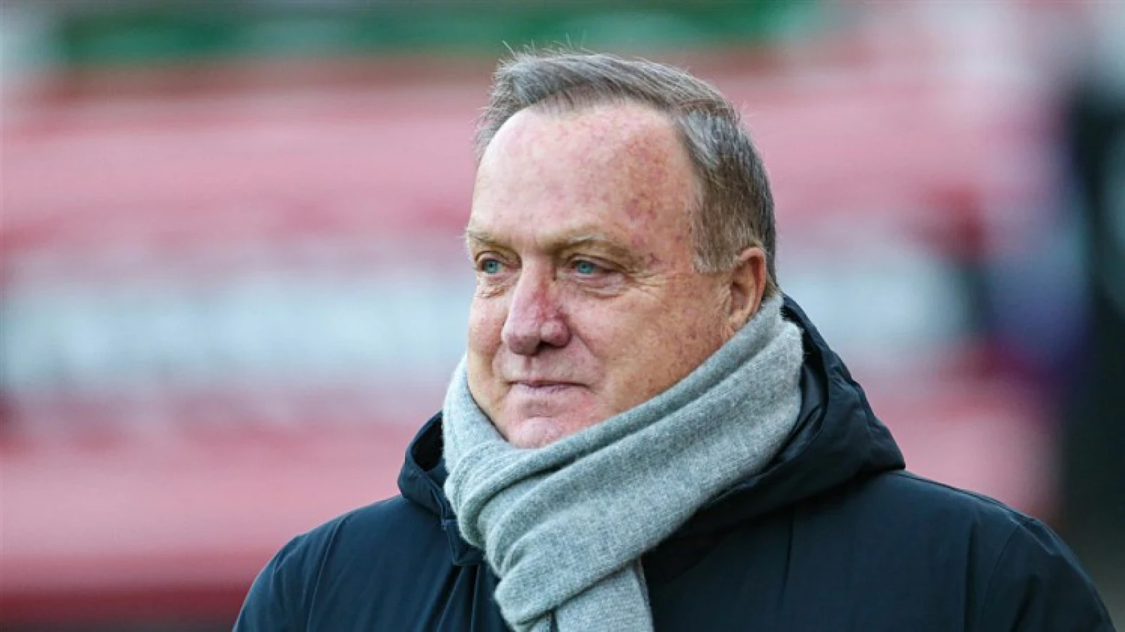 OPSTELLING | Dick Advocaat voert één wijziging door in basiself