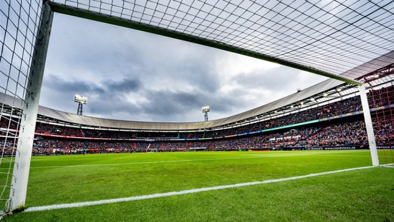 'Transfers zijn voor veel clubs een vliegwiel, voor Feyenoord juist een rem'