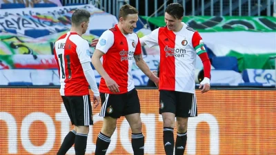 Oppermachtig Feyenoord verslaat VVV Venlo met ruime cijfers