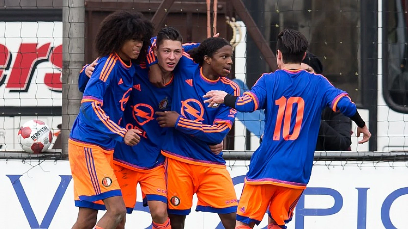 Chong haalt wederom uit naar Feyenoord: 'Het was mijn bedoeling om bij Feyenoord te blijven'