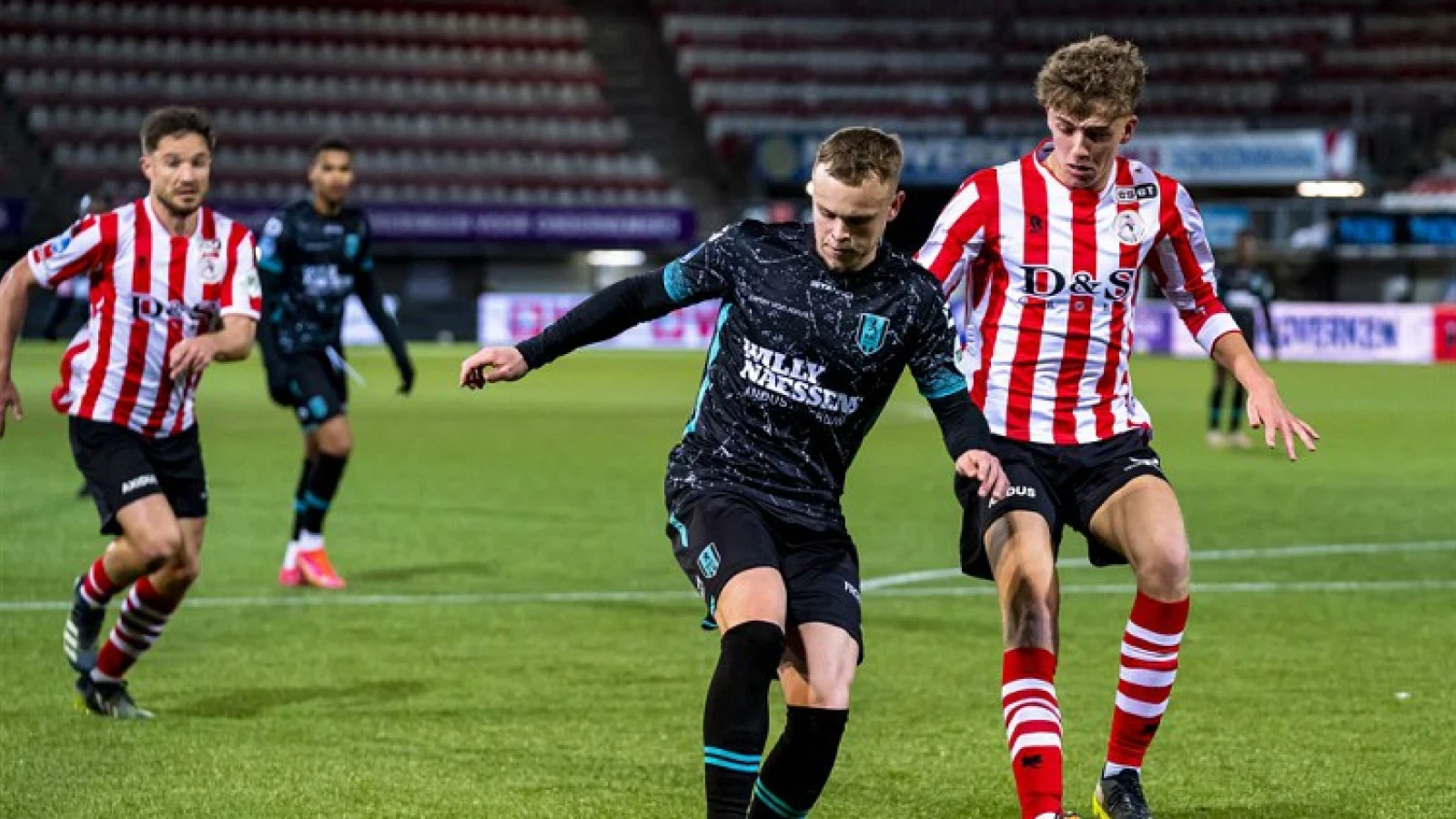 EREDIVISIE | FC Utrecht wint lastige uitwedstrijd in Sittard, FC Groningen verliest