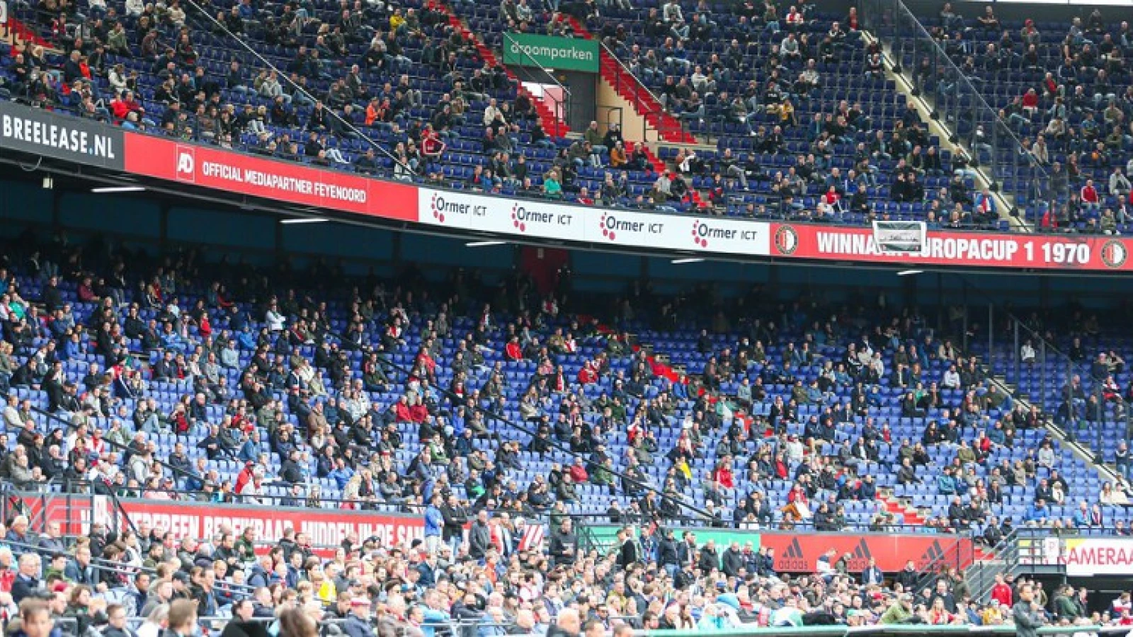 KNVB hoopt op publiek bij laatste vier speelrondes Eredivisie en play-offs