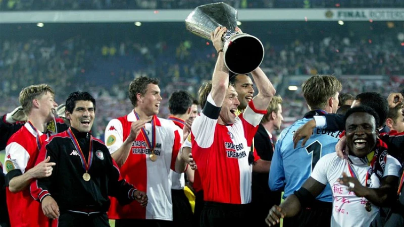 Prachtig boek over UEFA Cup winst Feyenoord in 2002 nu te bestellen
