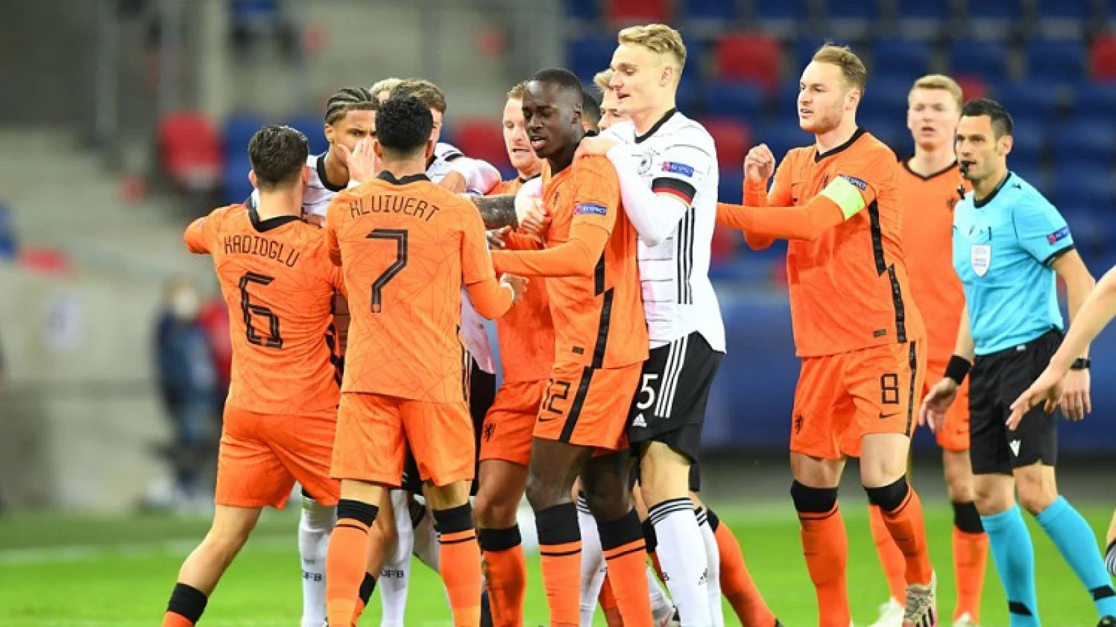 Jong Oranje wint opnieuw niet, ook geen minuten voor Feyenoorders