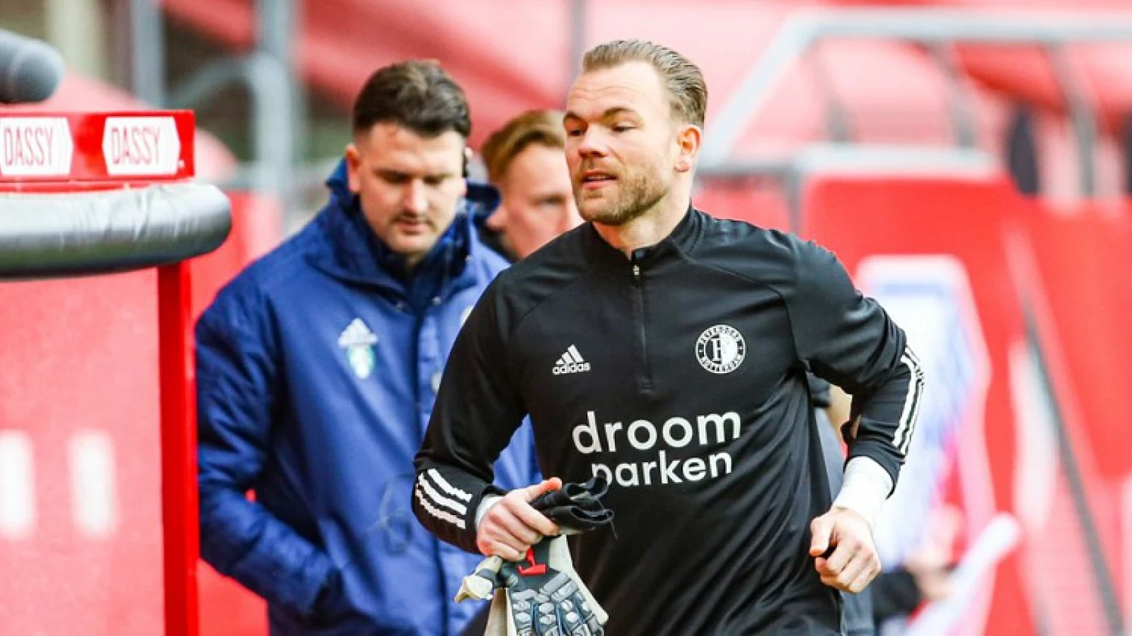 Feyenoord op zoek naar vervanger Marsman: 'Die heeft ongetwijfeld een lijst in z'n hoofd zitten'