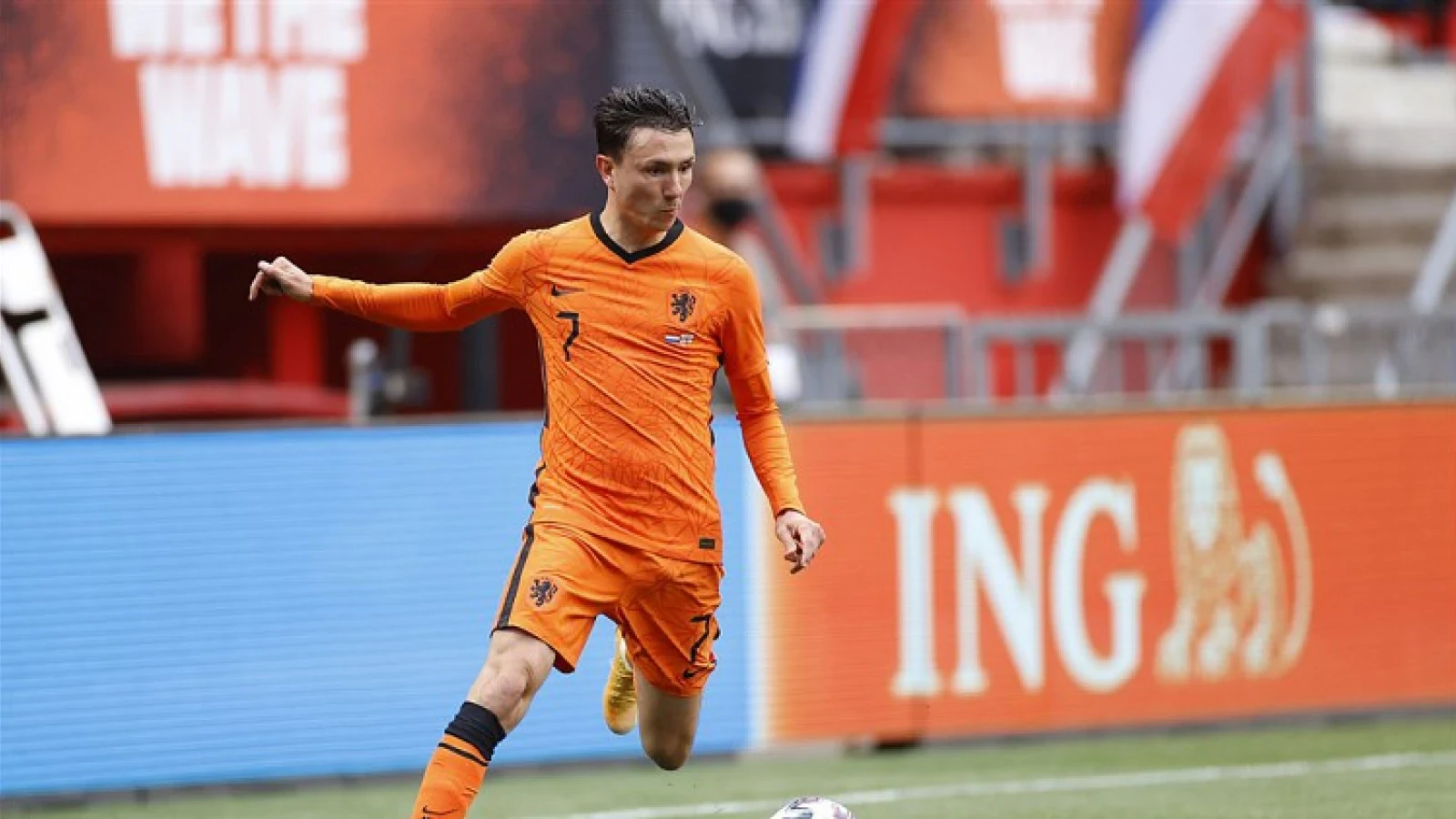 Nederland wint eerste wedstrijd EK