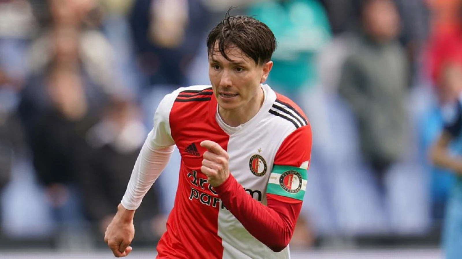 'Feyenoord moet na vertrek Berghuis pijlen richten op PSV'er'
