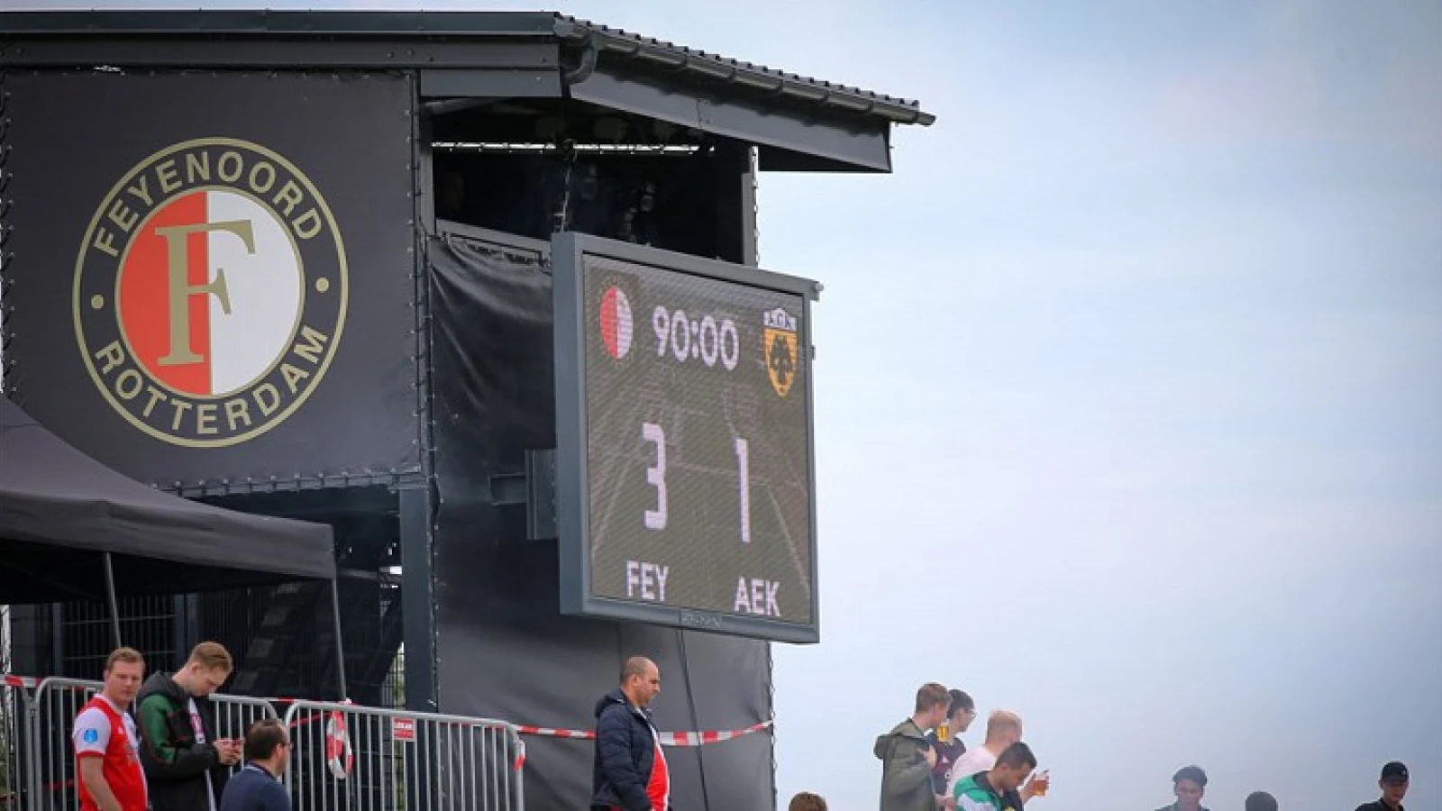 LIVE | BSC Young Boys - Feyenoord 2-0 | Einde wedstrijd