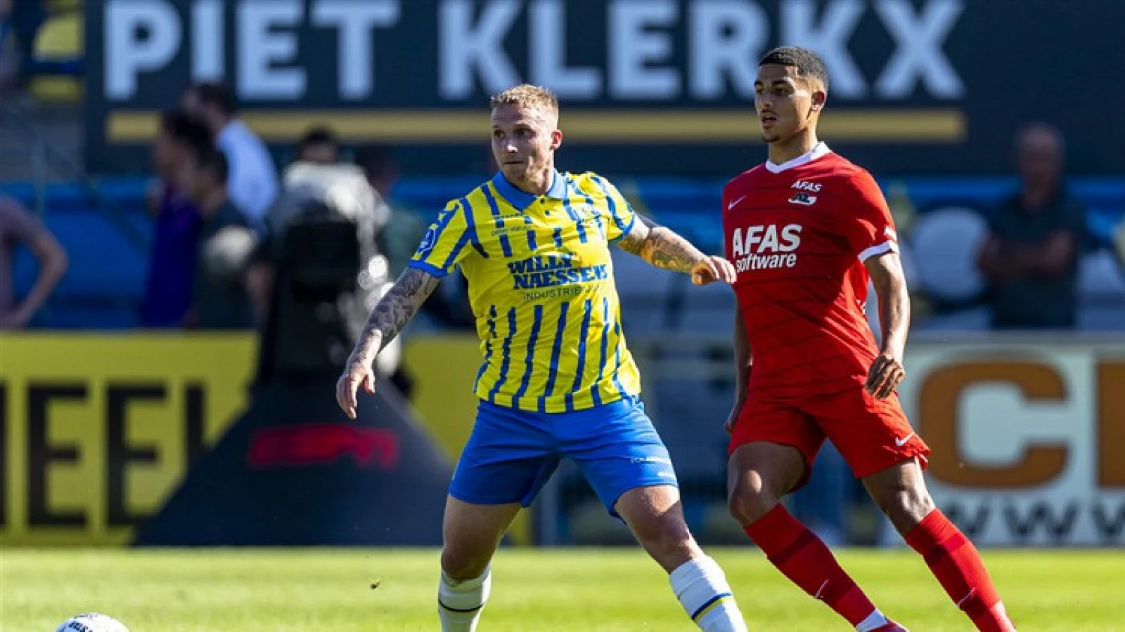 EREDIVISIE | PSV rouleert weer massaal en wint, subtoppers blijven steken op 0-0