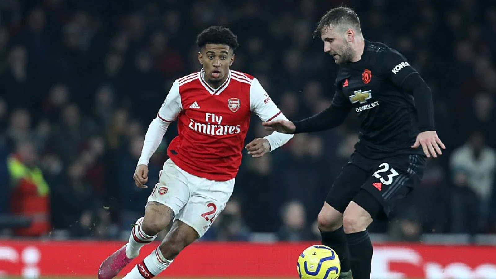 FOTO | Reiss Nelson gespot in De Kuip