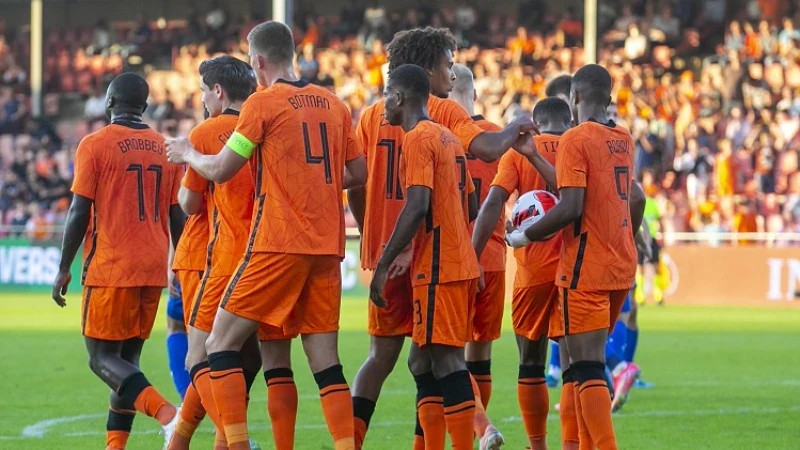 Jong Oranje zonder Feyenoorders makkelijk langs Jong Moldavië