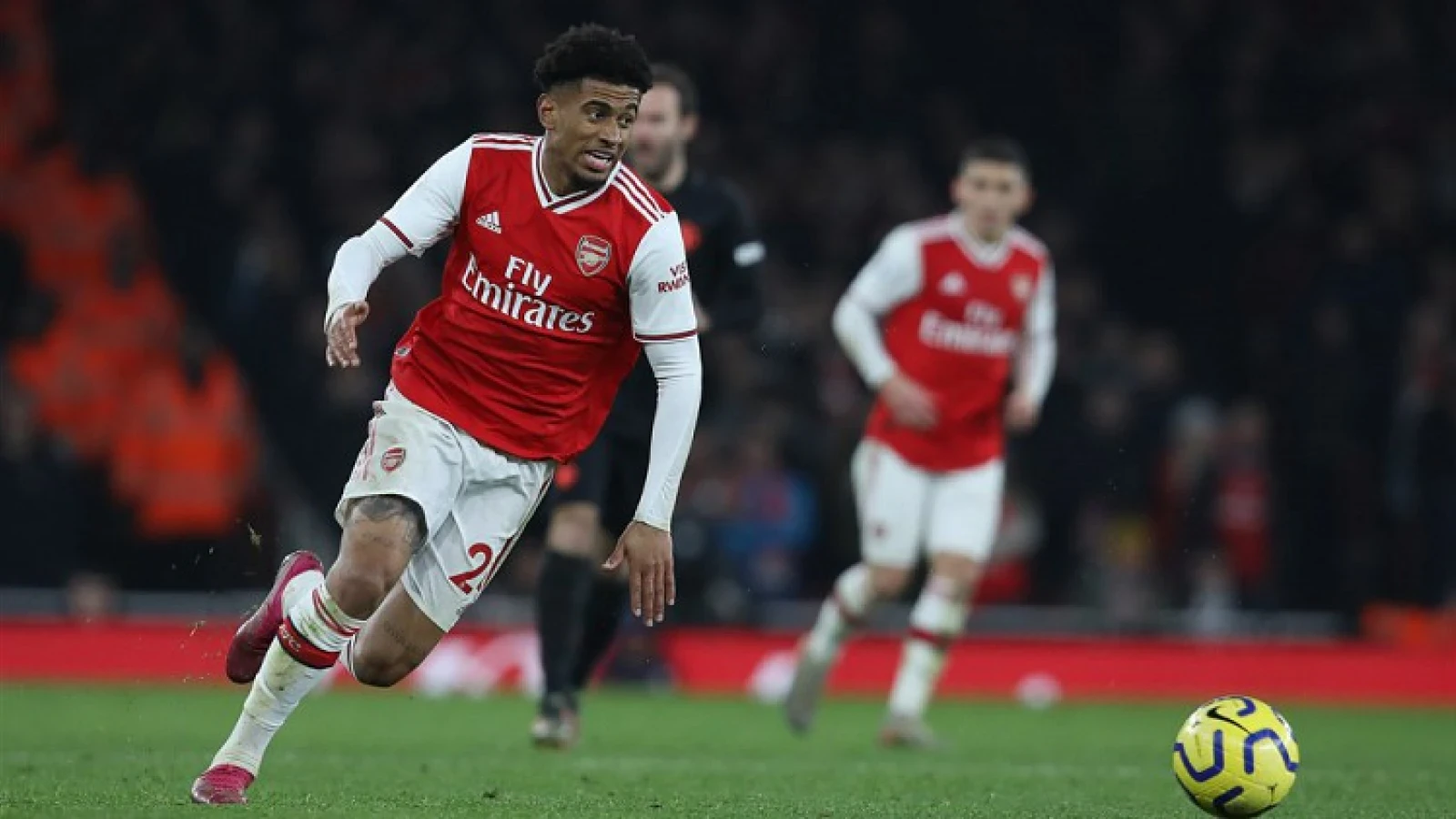 Overbelastingsblessure voor aanwinst Reiss Nelson