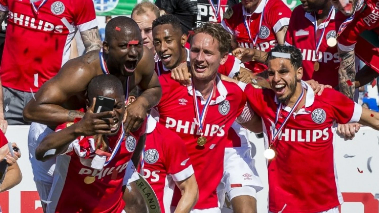 'Ik hoop dat Kuyt vertrekt en dat Feyenoord direct aanklopt bij PSV'