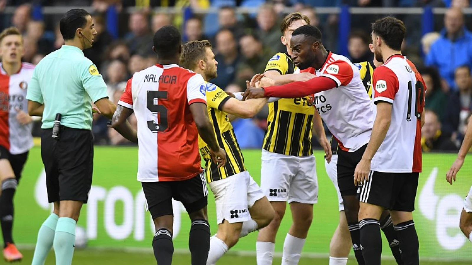STAND | Feyenoord zakt naar de vijfde plek