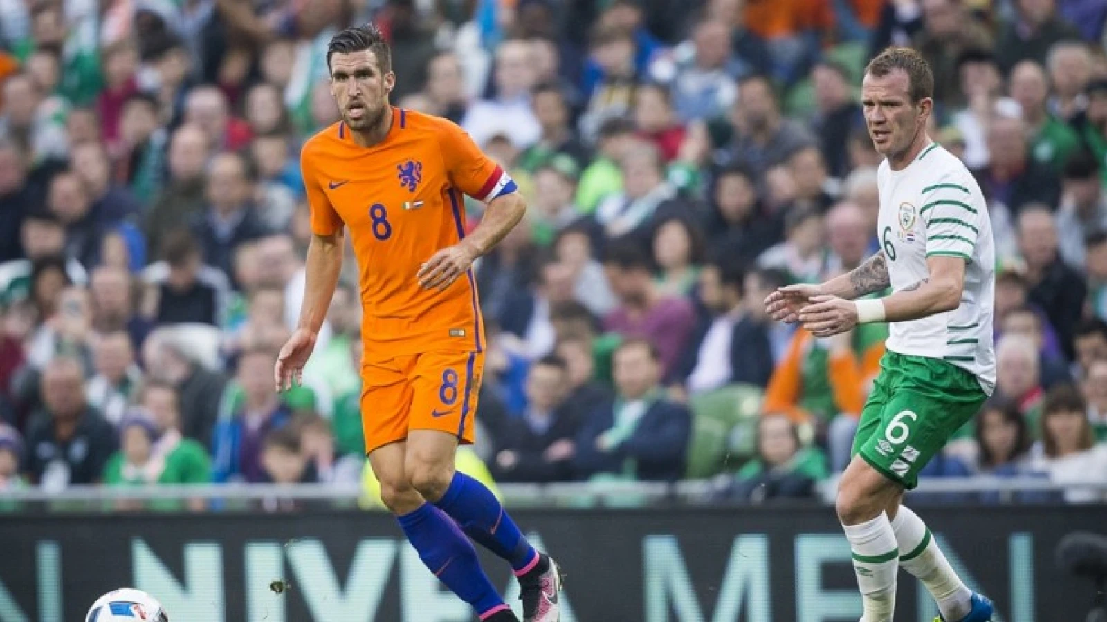 Nederlands Elftal zonder Feyenoorders speelt gelijk tegen Ierland
