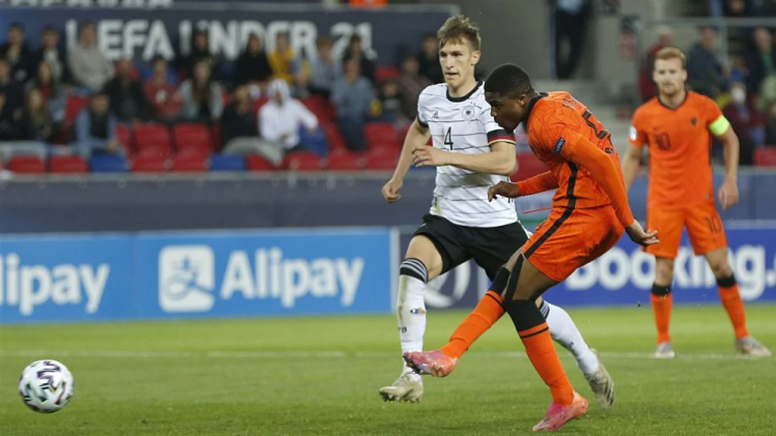 Jong Oranje speelt gelijk tegen Jong Zwitserland