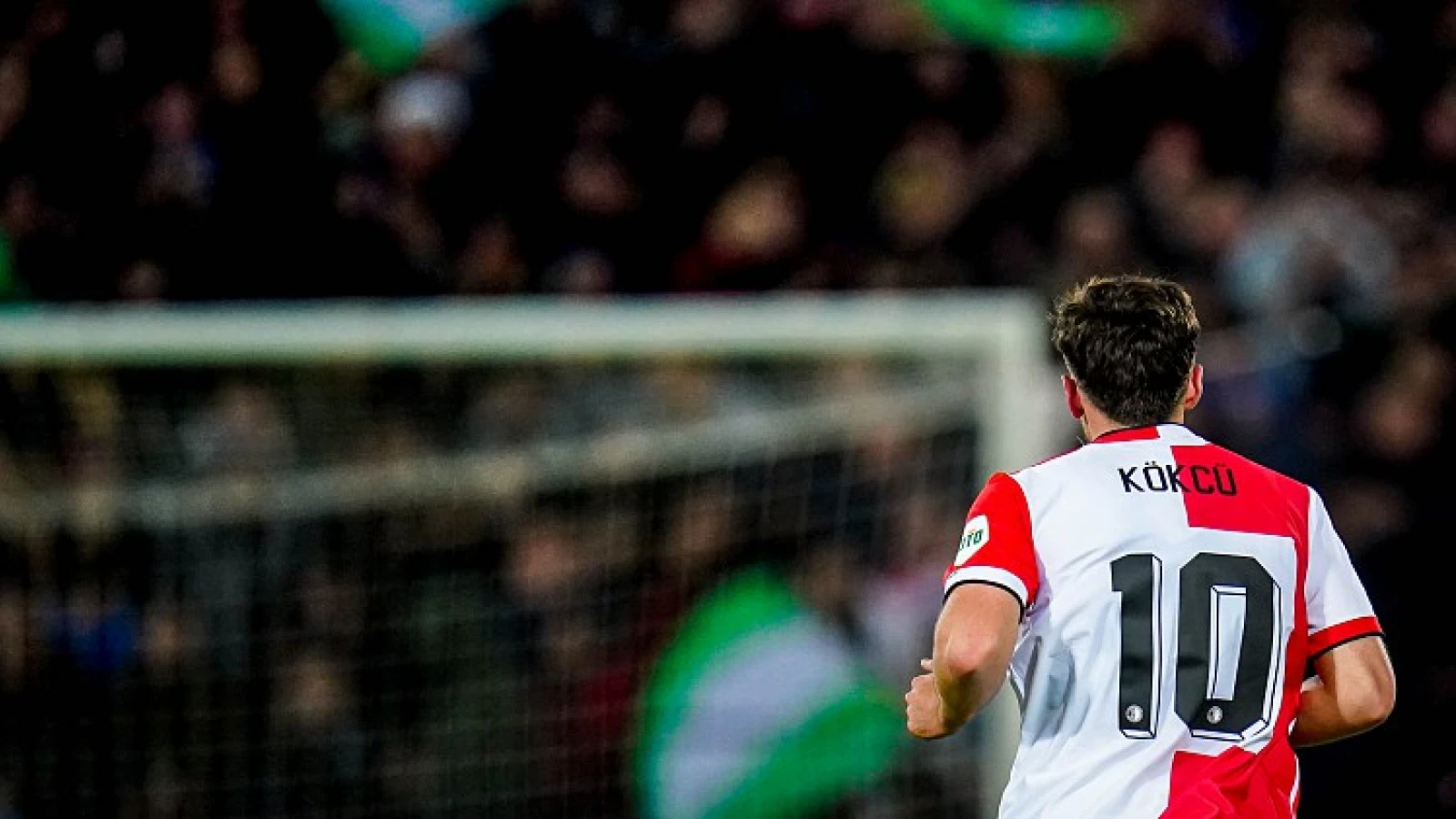 Basisplekken voor winnende Feyenoorders Kökçü en Pedersen, Aursnes valt in na rust