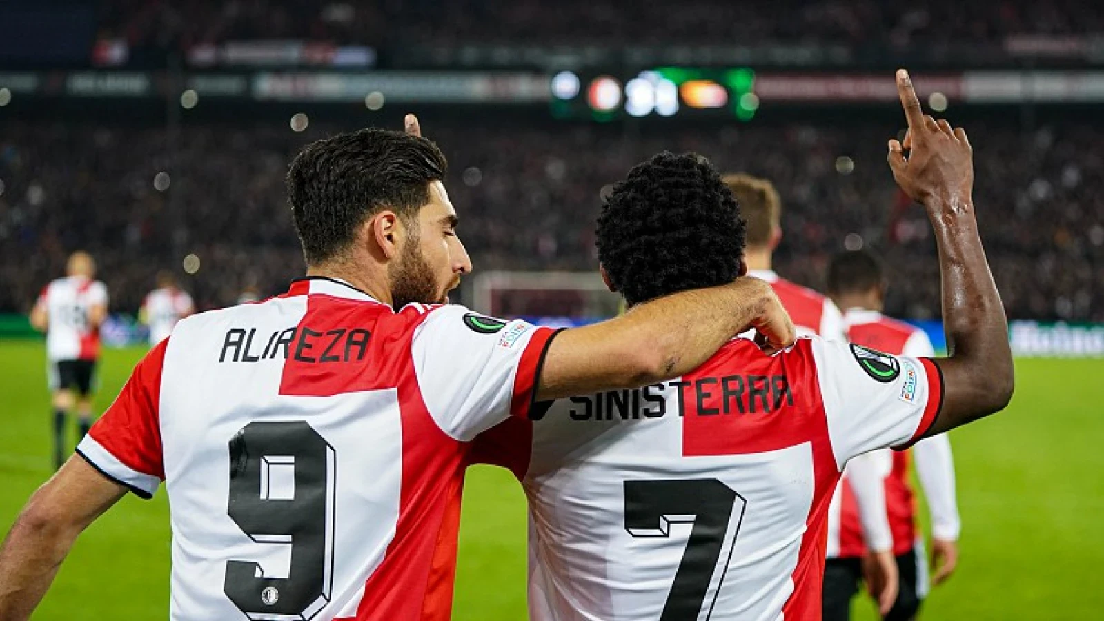 De kranten: 'Feyenoord zet grote stap in richting overwintering' 