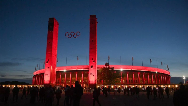 '1. FC Union Berlin moet tegen Feyenoord twee vakken sluiten door straf UEFA'