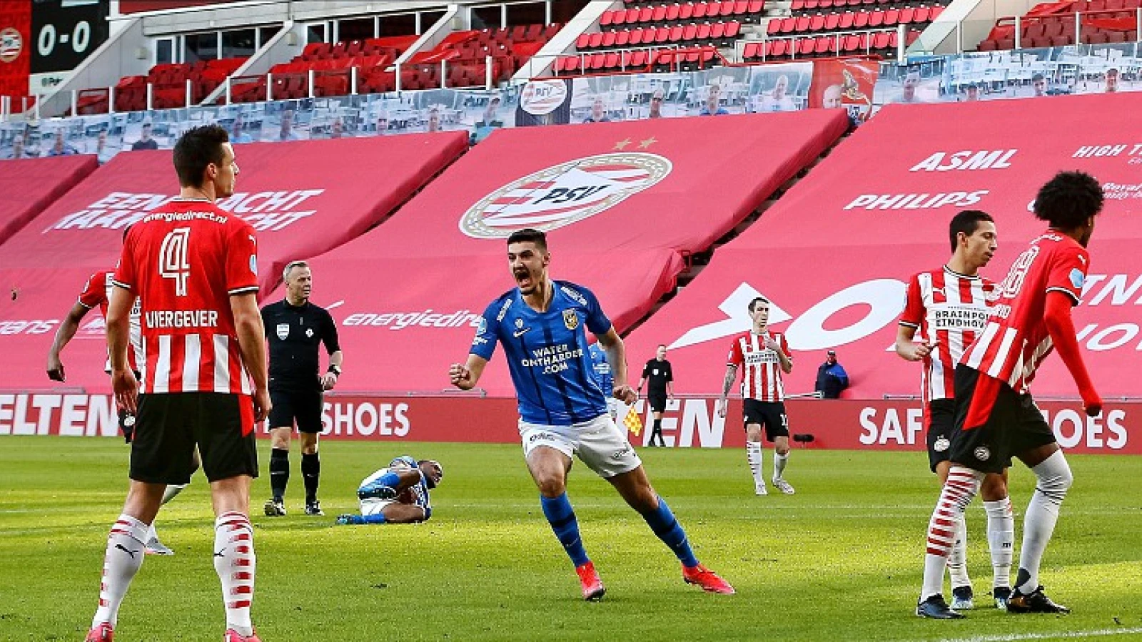 EREDIVISIE | PSV wint van Vitesse, AZ speelt gelijk