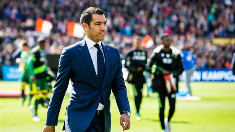 Van Bronckhorst spreekt zich uit: 'Daar kan geen club tegenop'