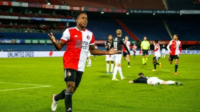 Nipte overwinning voor Feyenoord in thuiswedstrijd tegen Heracles Almelo
