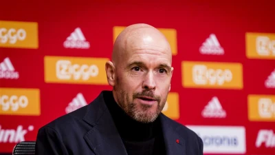 Ten Hag meldt twijfelgeval aan de kant van Ajax voor wedstrijd tegen Feyenoord