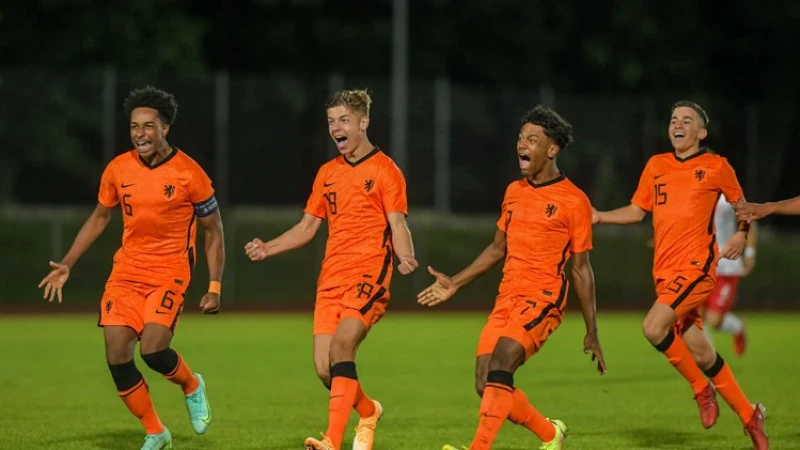 'Twee talenten mogen zich laten zien bij de eerste selectie'